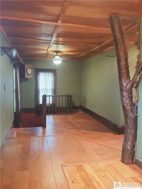 Entry Way - 3 Stone St, Cuba, NY 14727 photo 7 of 9
