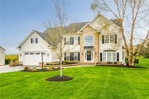 5113 W Ridge Run, Canandaigua, NY 14424