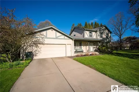 28 Westminster Dr, Ellicott, NY 14701