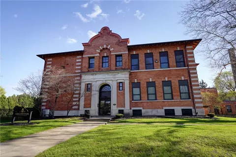 115 Gregory Park, Rochester, NY 14620