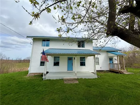 14405 Ridge Rd W, Gaines, NY 14411