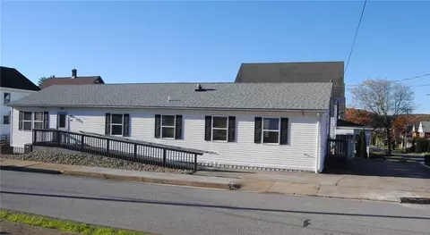 99 Hospital St, Ridgway, PA 15853