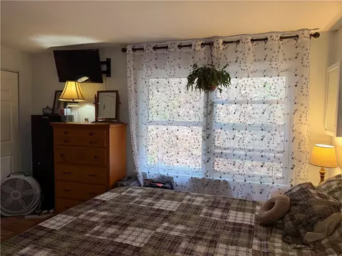 Bedroom - 10856 Schwingle Rd, Prattsburgh, NY 14873 photo 2 of 4