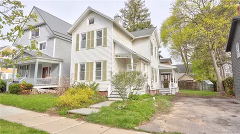 282 Washington St, Geneva, NY 14456