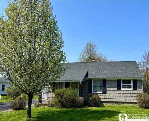 117 Howard St, Pomfret, NY 14063