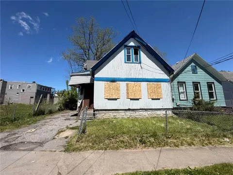20 Eiffel Pl, Rochester, NY 14621
