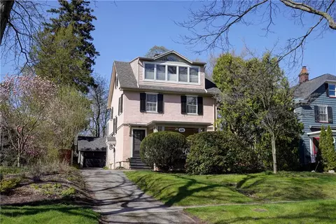 54 Nunda Blvd, Rochester, NY 14610