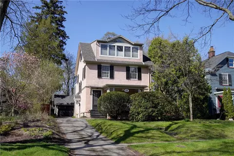 54 Nunda Blvd, Rochester, NY 14610