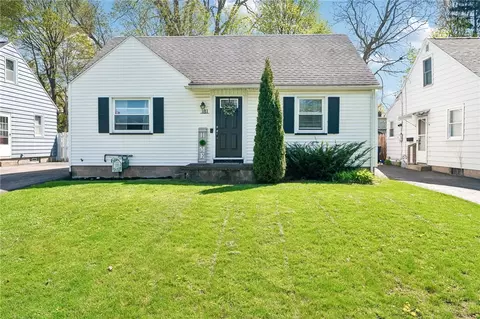 181 Leonard Rd, Greece, NY 14616