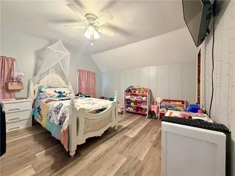 Bedroom - 67 Geneva St, Bath, NY 14810 photo 4 of 8