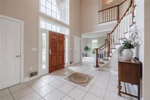 Entry Way - 51 Stablegate Dr, Webster, NY 14580 photo 2 of 7