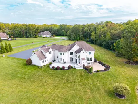View/Area - 51 Stablegate Dr, Webster, NY 14580 photo 2 of 5