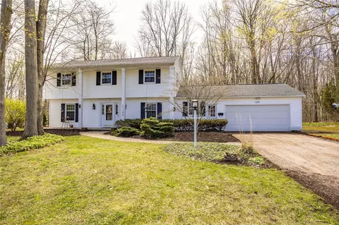 1249 Holley Rd, Webster, NY 14580