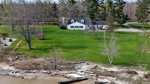 7724 Newco Dr, Hamlin, NY 14464