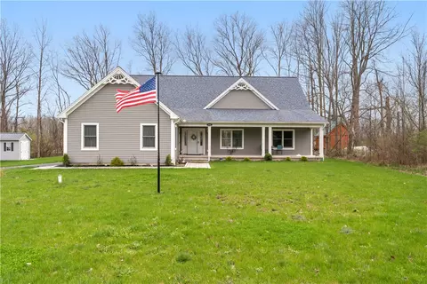 6568 Florence Ln, Livonia, NY 14487