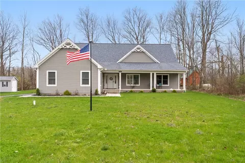 6568 Florence Ln, Livonia, NY 14487