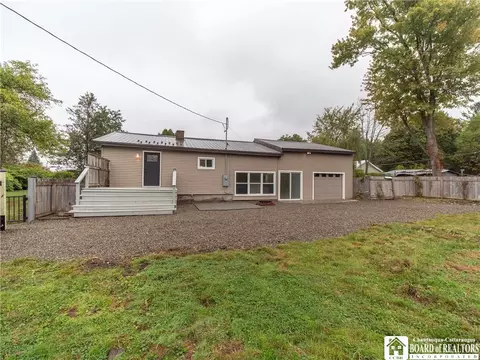 50 Babcock Ave, Ellicott, NY 14701