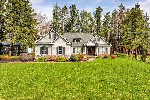 40 Gordon Rd, Spencerport, NY 14559