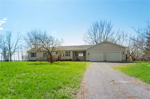 14472 Puzzey Rd, Barre, NY 14411