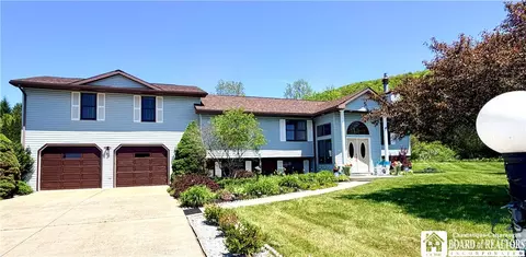 2 Solterra Cir, Allegany, NY 14706