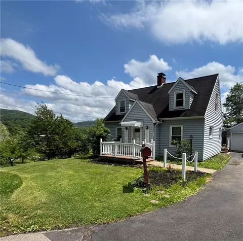 26 Race St, Bradford, PA 16701