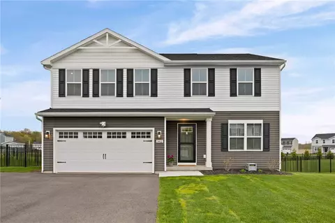 3402 Verbena Ln, Walworth, NY 14568