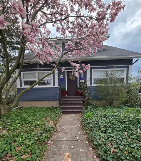 125 Fairview Ave, Rochester, NY 14619