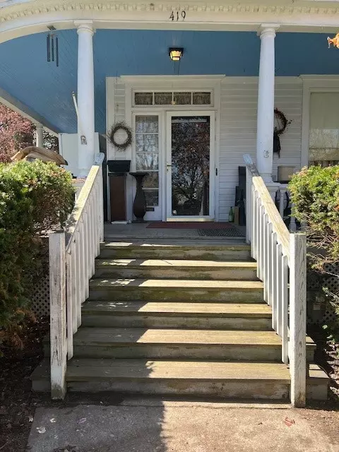 Exterior - 419 Loder St, Waverly, NY 14892 photo 4 of 5