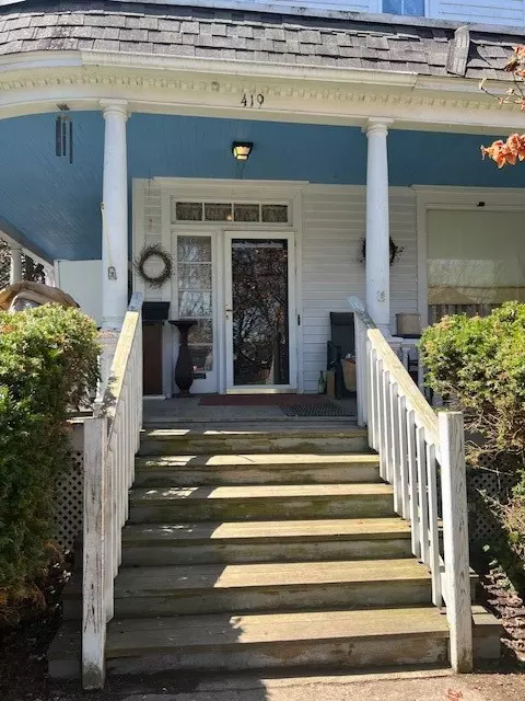 Exterior - 419 Loder St, Waverly, NY 14892 photo 3 of 5
