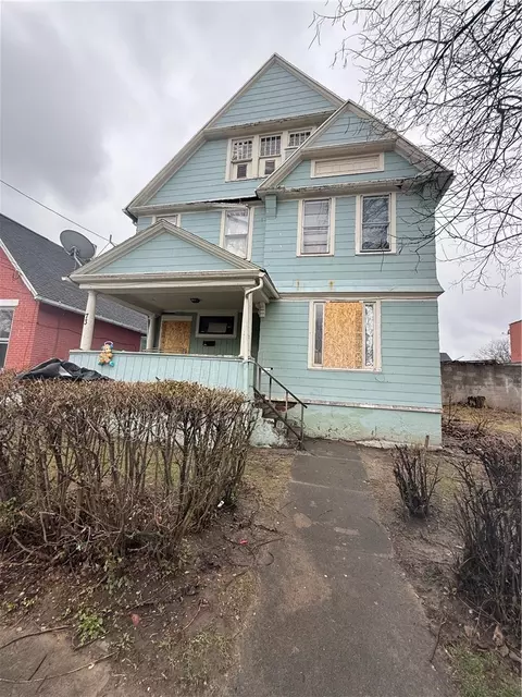 73 2nd St, Rochester, NY 14605