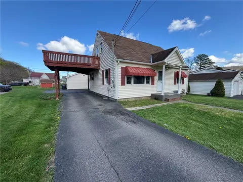 74 Dalrymple Ave, Southport, NY 14871