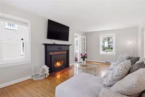 Living - 141 Cooper Rd, Irondequoit, NY 14617 photo 3 of 4