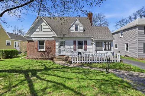 141 Cooper Rd, Irondequoit, NY 14617