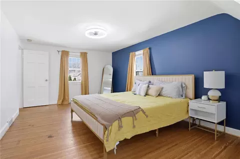 Bedroom - 141 Cooper Rd, Irondequoit, NY 14617 photo 2 of 6