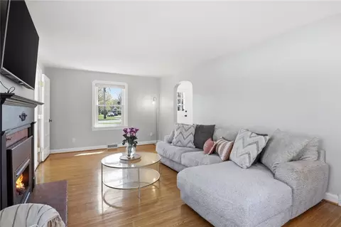 Living - 141 Cooper Rd, Irondequoit, NY 14617 photo 4 of 4