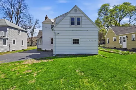 Exterior - 141 Cooper Rd, Irondequoit, NY 14617 photo 8 of 8