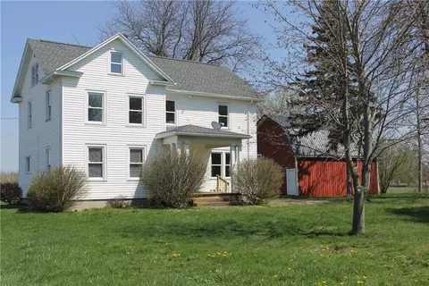 5327 Eagle Harbor Rd, Barre, NY 14411