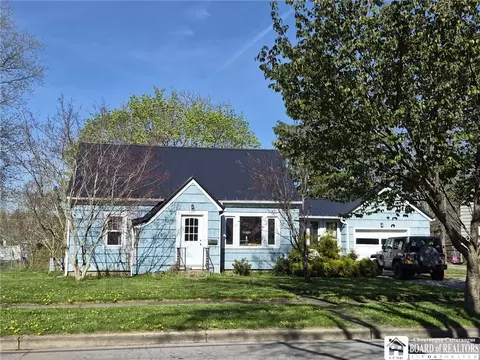 220 Chautauqua Ave, Jamestown, NY 14701