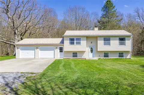 849 Stones Ln, Caledonia, NY 14423