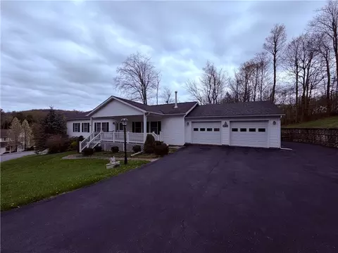 115 Adam Dr, Blossburg, PA 16912