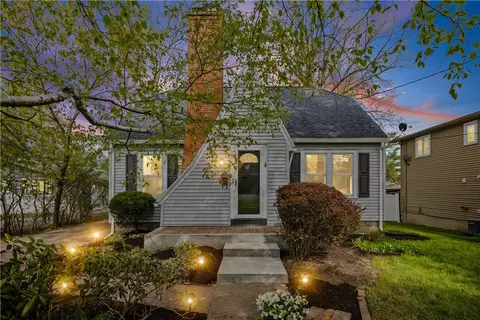 570 Edgewood Ave, Rochester, NY 14618