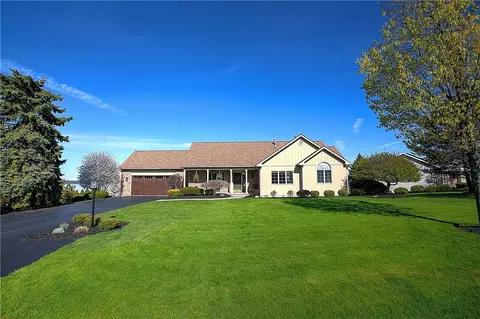 11 Bay Vw, Geneva Town, NY 14456