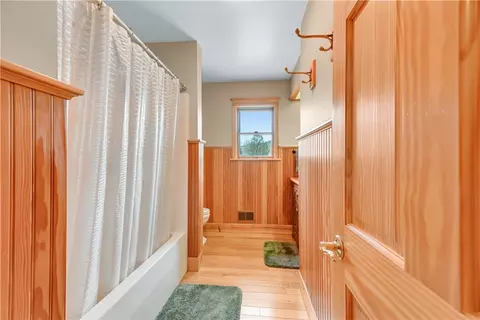 Entry Way - 8921 Eelpot Rd, Naples, NY 14512 photo 3 of 3