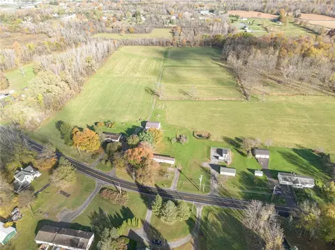 3952 Dewey, Manchester, NY 14548