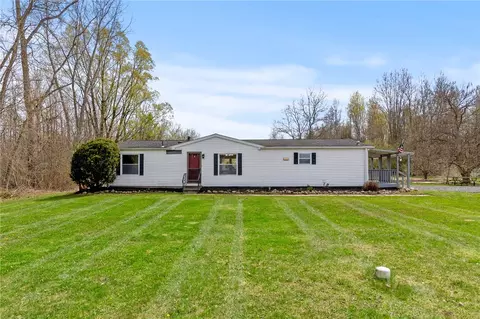 4173 Hosey Rd, Shortsville, NY 14548