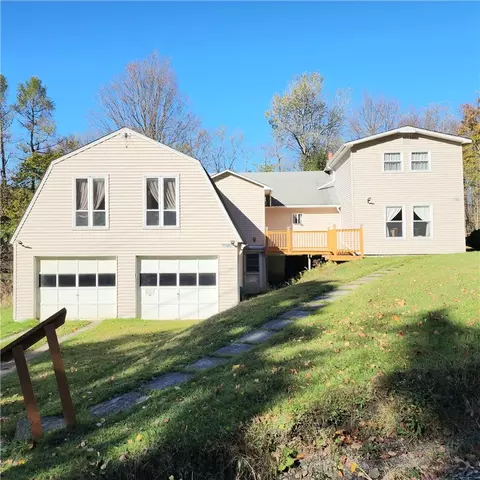 10886 Cox Rd, Hornby, NY 14812