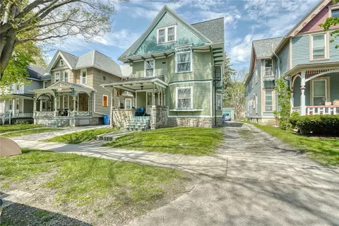 481 Meigs St, Rochester, NY 14607