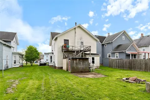 Exterior - 37 Holley St, Lyons, NY 14489 photo 4 of 4