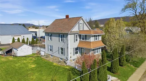 Exterior - 16 Townsend Ave, Corning, NY 14830 photo 5 of 8