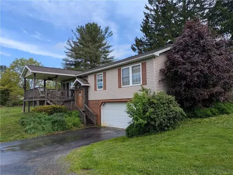1405 W Main St, Smethport, PA 16749